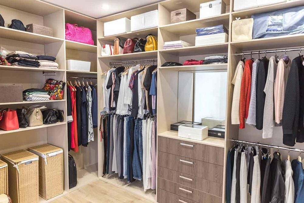 Pourquoi opter pour un dressing sur-mesure ?