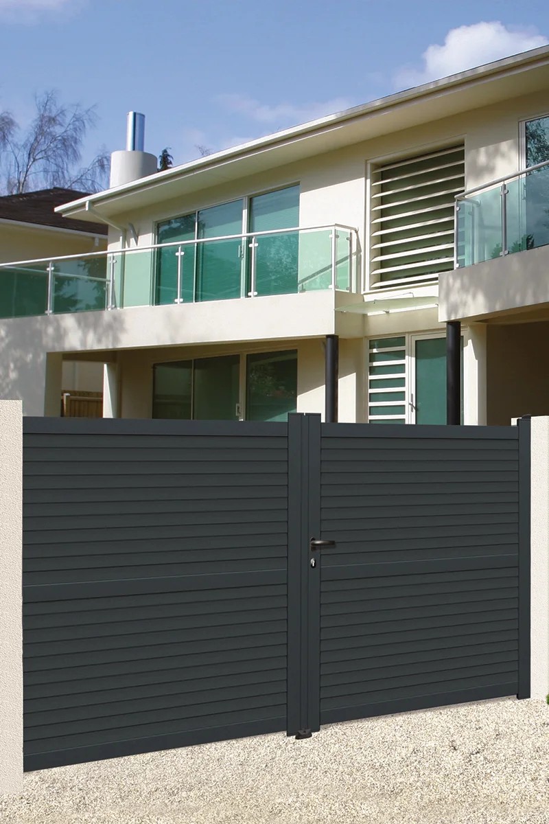 Installation de portails sur-mesure