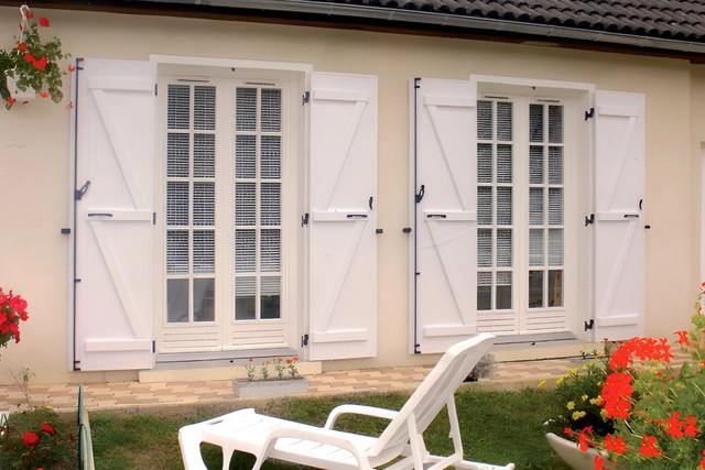 Volet battant PVC
