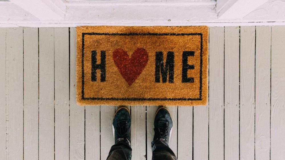 Comment choisir la porte d'entrée parfaite pour votre maison ?